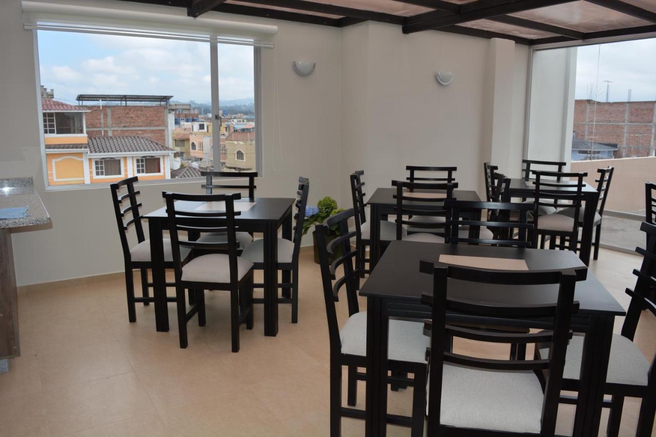 Illari Hotel Riobamba Bagian luar foto