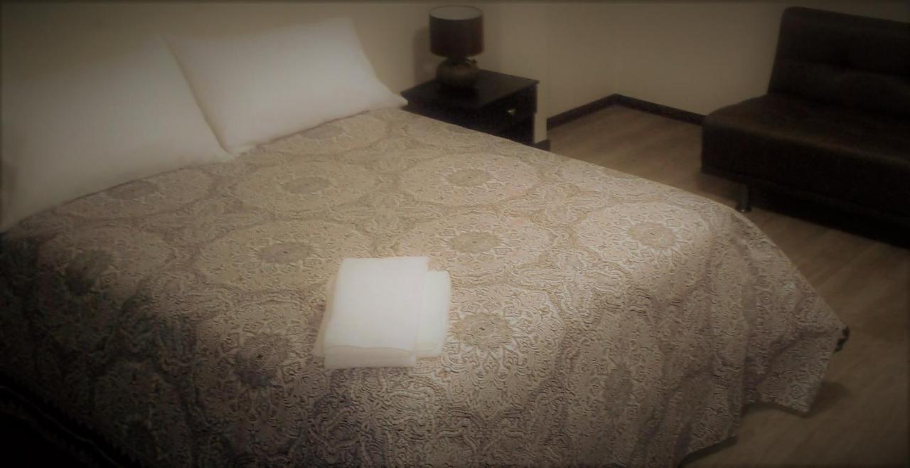 Illari Hotel Riobamba Bagian luar foto