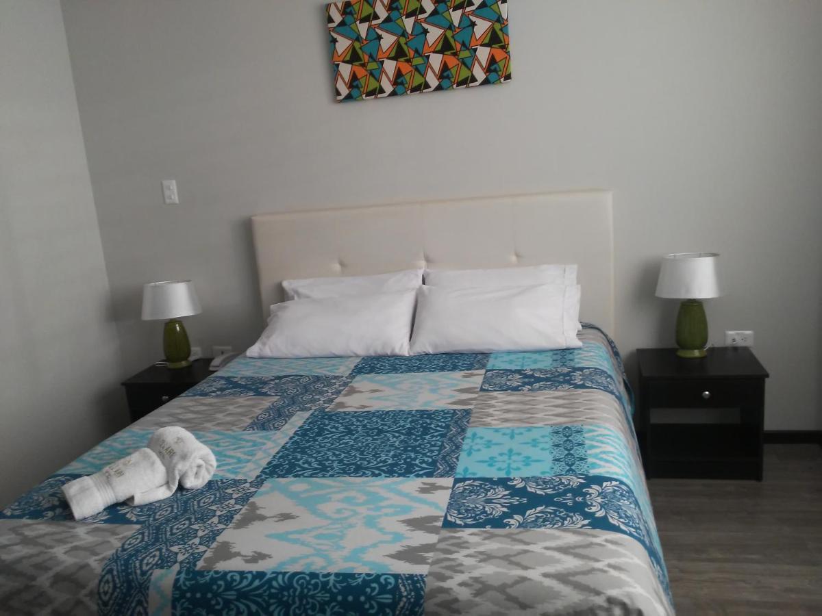 Illari Hotel Riobamba Bagian luar foto